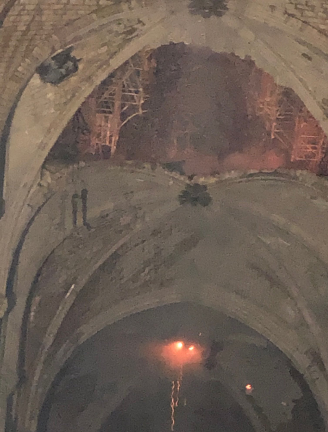 Собор Парижской Богоматери сгорел: опубликованы кадры изнутри