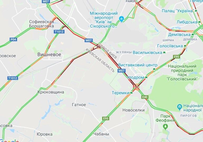 Киев сковали многокилометровые пробки: карта проезда 