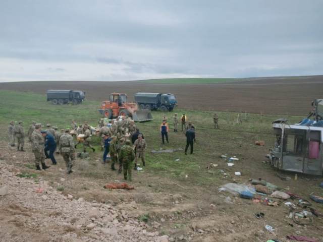 У Казахстані сталася страшна ДТП із автобусом: 11 загиблих, десятки поранених