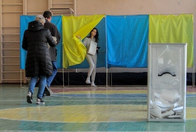 Названы самые популярные нарушения на выборах в Украине