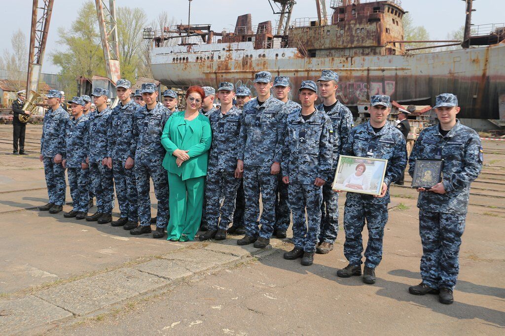 ВМС України отримали унікальний розвідкорабель: вражаючі фото і відео