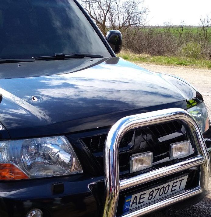 На Херсонщині розстріляли автомобілі "Азова": подробиці