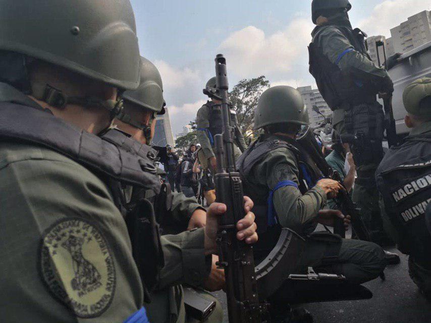 В Венесуэле предприняли попытку свержения Мадуро: все подробности