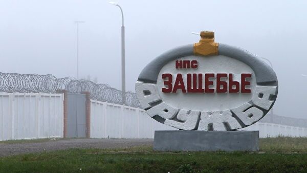 Беларусь полностью приостановила прием нефти из России: что это значит