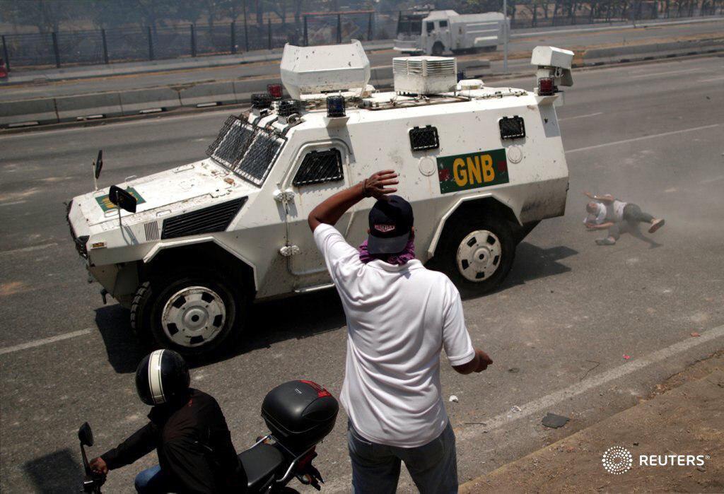 У Венесуелі здійснили спробу повалення Мадуро: всі подробиці