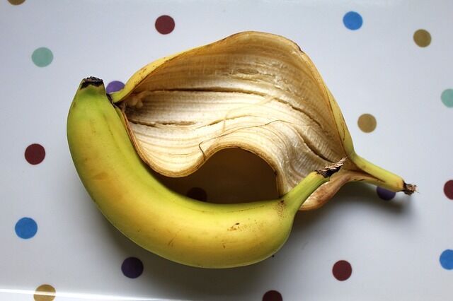 Банановую кожуру предложили как альтернативу мясу и потерпели фиаско