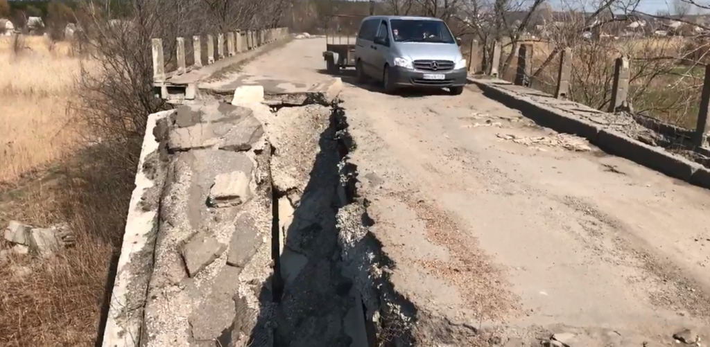 "Рабы": сеть изумило показательное видео разрушений на Донбассе