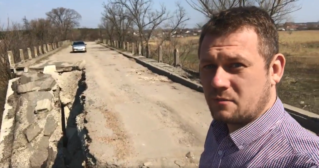 "Рабы": сеть изумило показательное видео разрушений на Донбассе