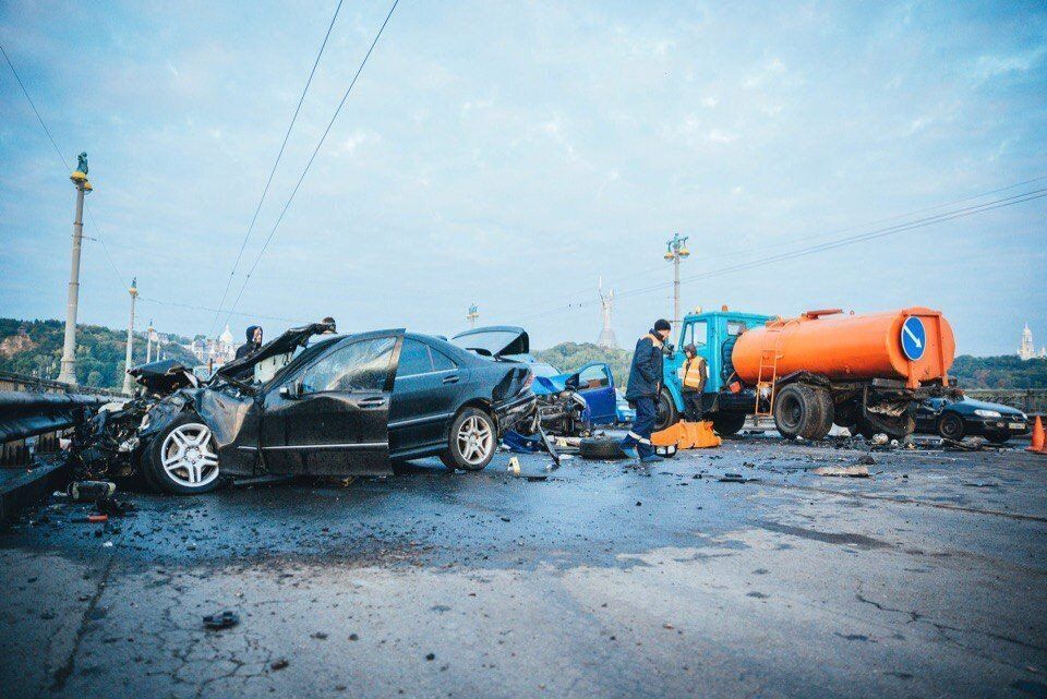 Чому на вулицях та дорогах України небезпечно: як ситуацію можна виправити