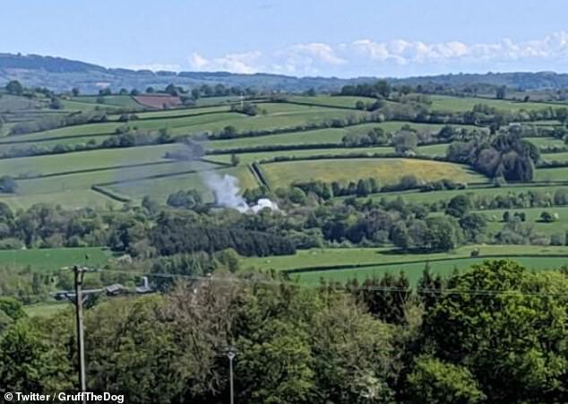 У Британії розбився літак: очевидці НП відважно врятували людей із вогняної пастки