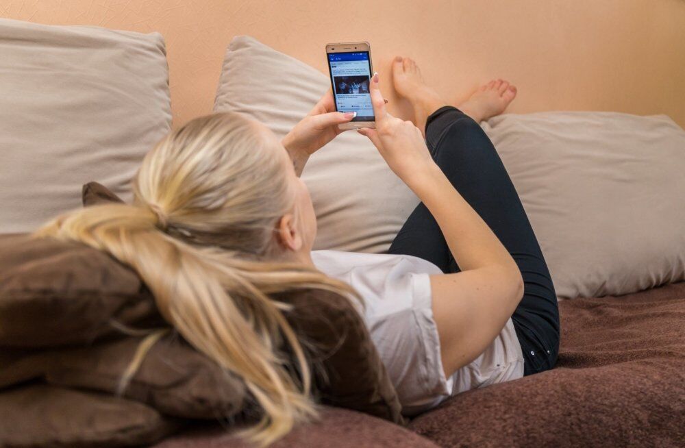 Телефон в моменти неробства і нудьги: як проводити менше часу в мережі