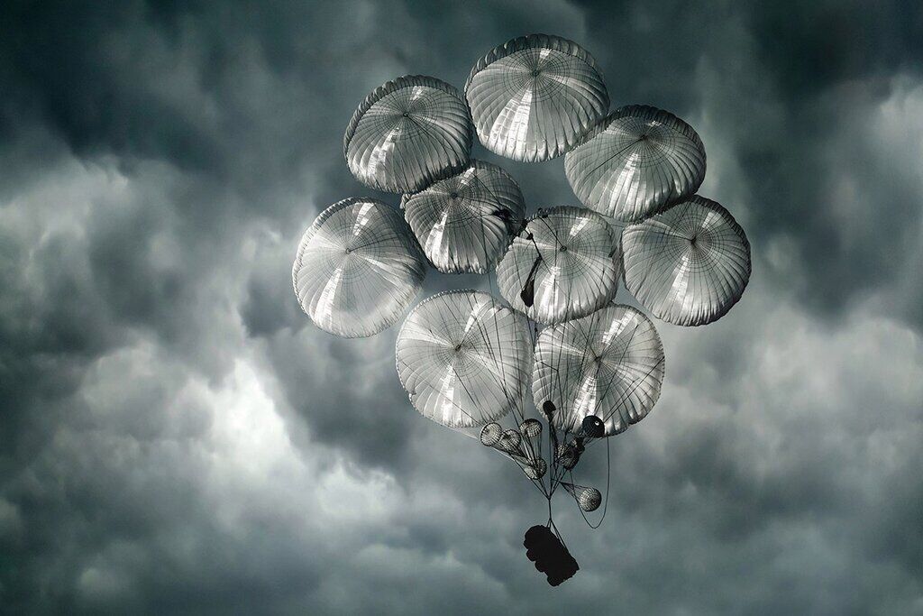 Розробка парашутів в Україні