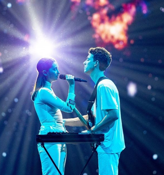 Євробачення-2019: дует зі Словенії підкорив глядачів своїм виступом