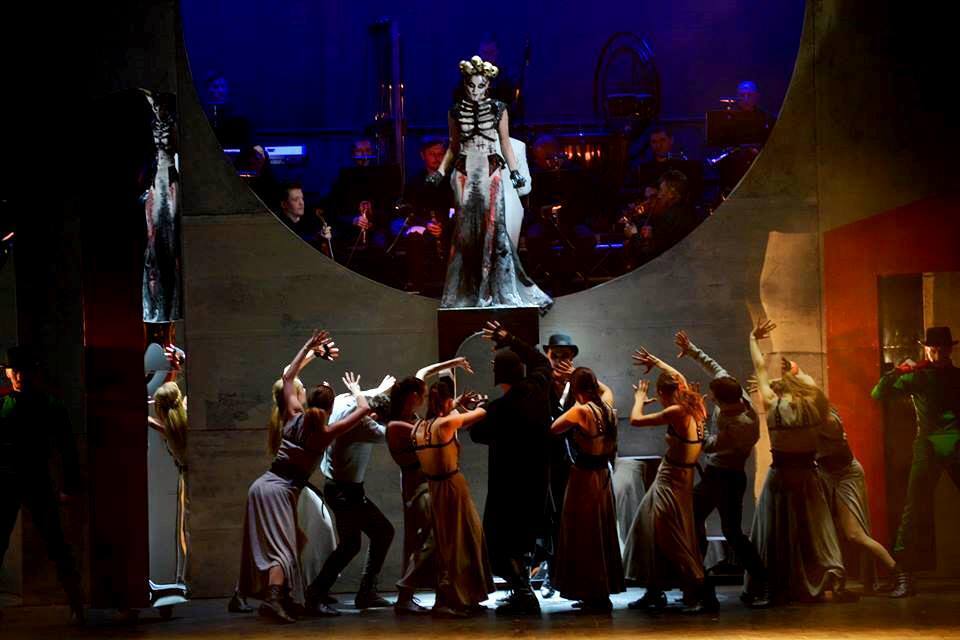 18 мая на главной сцене Национальной оперетты  покажут рок-оперу "Белая ворона"