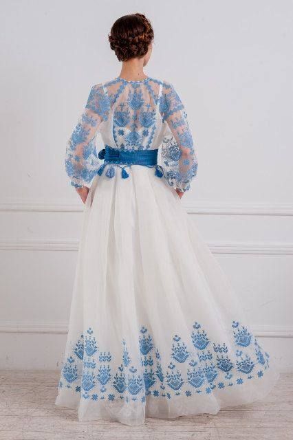 Вечірня сукня-вишиванка. Варіант 2