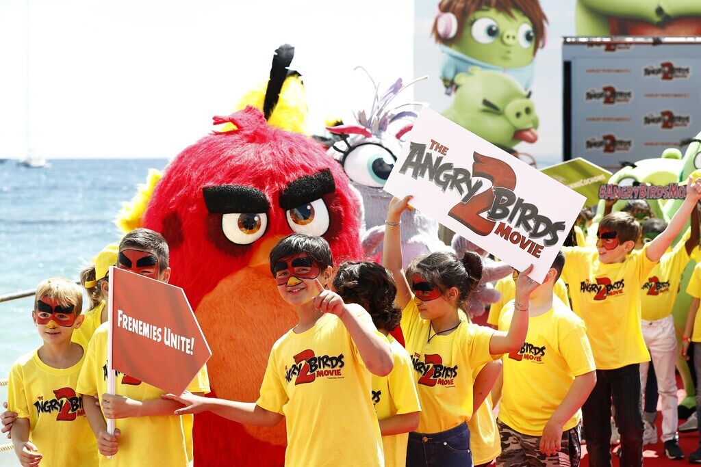 Angry Birds і телезірка Соня Плакидюк засвітилися в Каннах