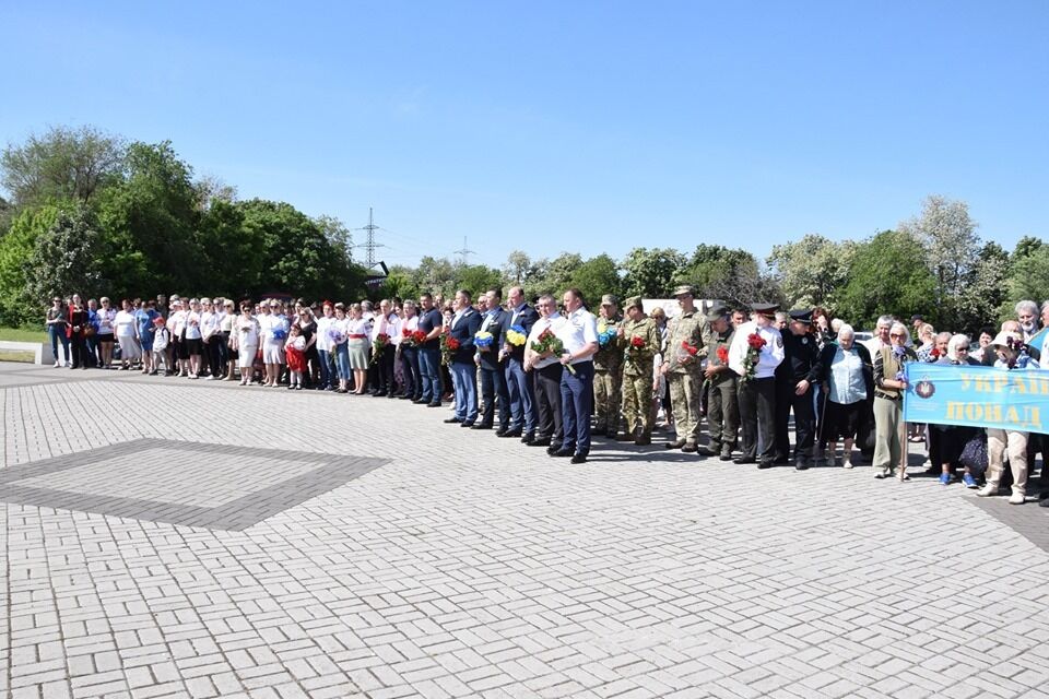 В Україні вшанували пам'ять жертв політичних репресій: що потрібно знати про траурну дату