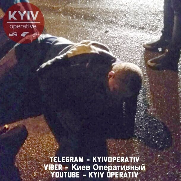 Остановили за пьяное вождение: в Киеве произошло кровавое нападение на полицейских