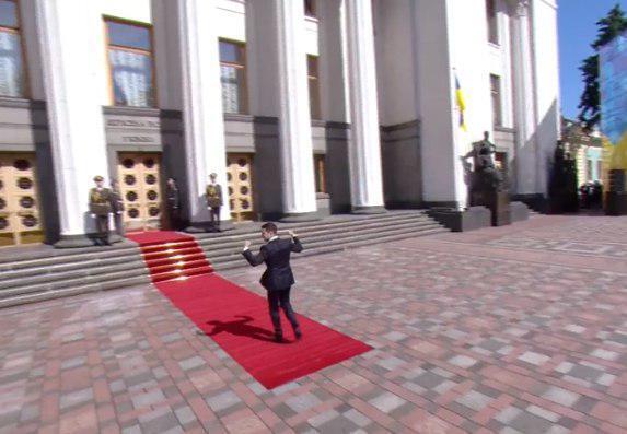 В Україні змінився президент: всі подробиці інавгурації Зеленського