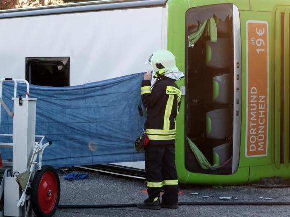 В Германии разбился пассажирский автобус: есть жертвы, более 70 пострадавших