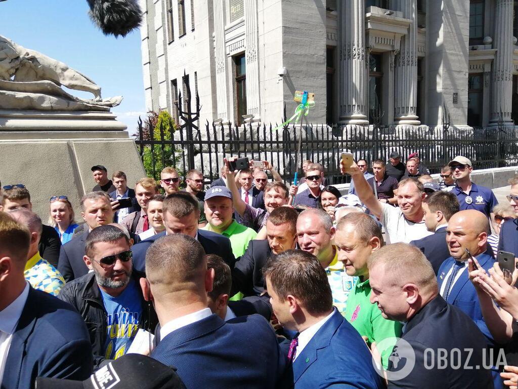 Зеленский пришел в Администрацию президента: подробности и фото