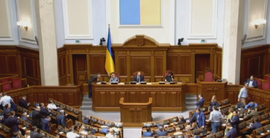 Рада провела внеочередное заседание из-за Зеленского: все подробности