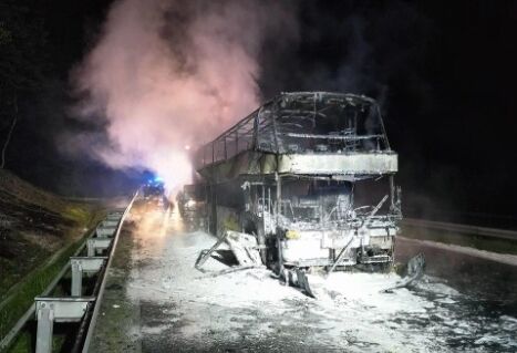 Пассажирский автобус из Киева полностью сгорел в Польше