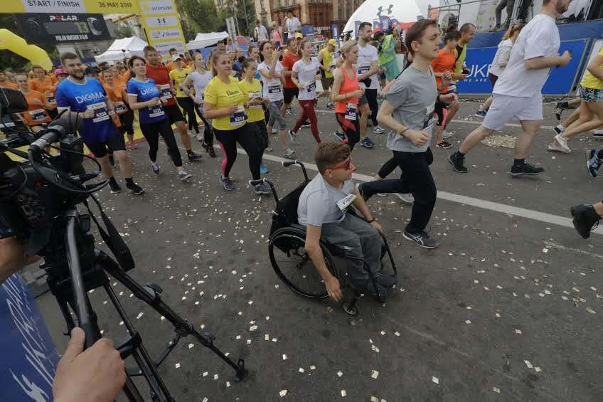 У Дніпрі стартував четвертий Interpipe Dnipro Half Marathon