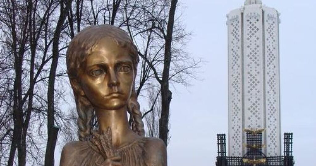 Мемориал Голодомору в Киеве