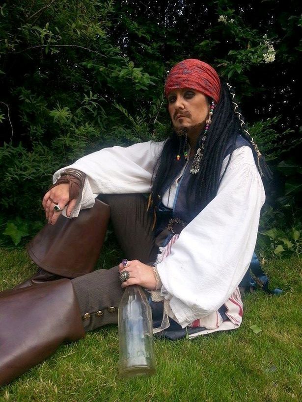 Женщина вышла замуж за призрак пирата и очень пожалела