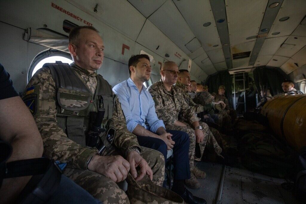 Зеленський відвідав бійців ЗСУ на Донбасі
