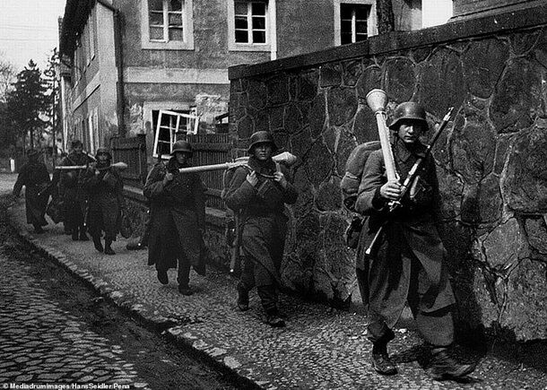 Крах армии Гитлера: в сети появились редкие снимки 