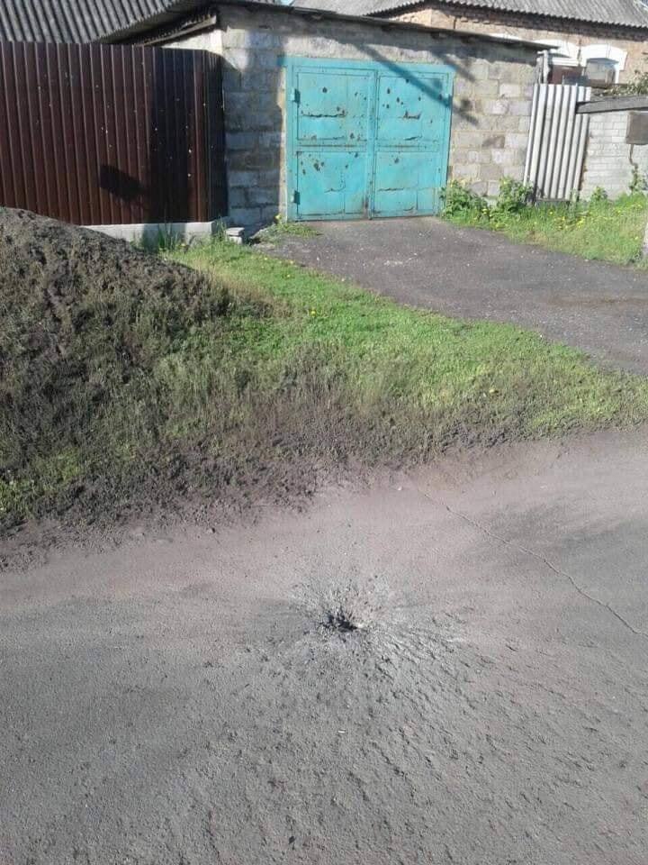 Обстріл терористами будинків на Донбасі