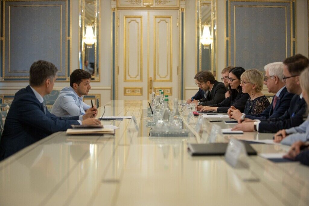 Встреча Владимира Зеленского с министрами иностранных дел Швеции Валльстрём и Польши Яцеком Чапутовичем