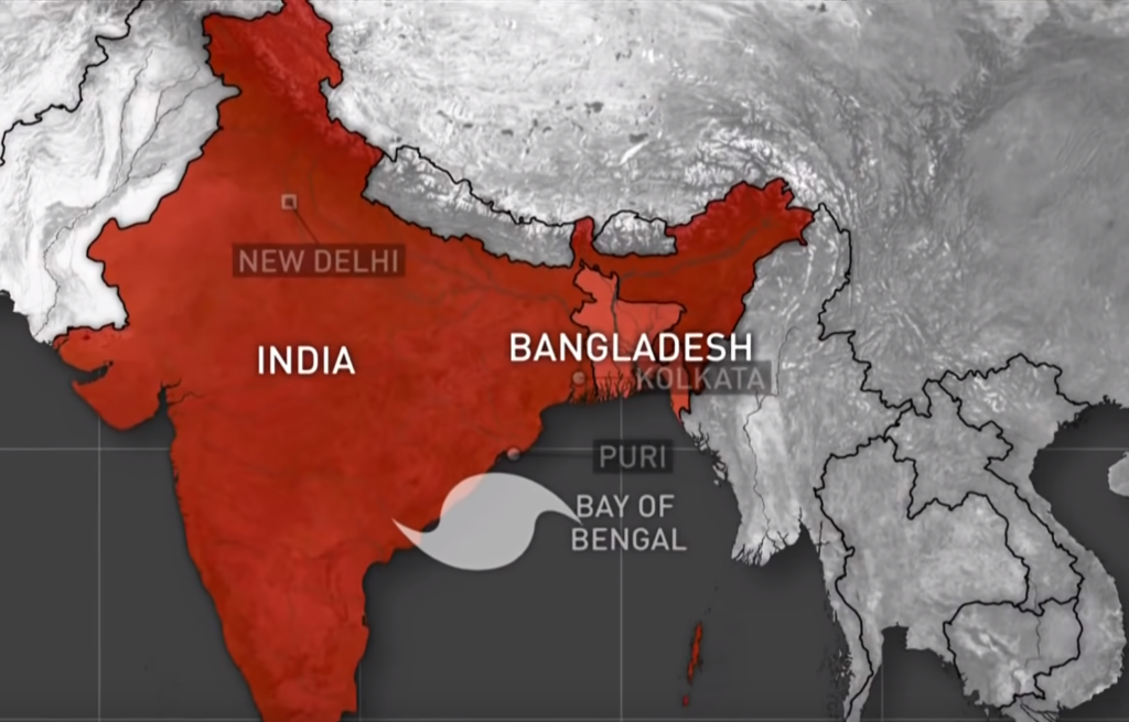 Разрушительный циклон "Фани" переместился в Бангладеш: 34 человека погибли
