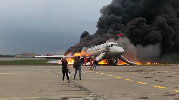Катастрофа самолета: российские власти хотели все скрыть