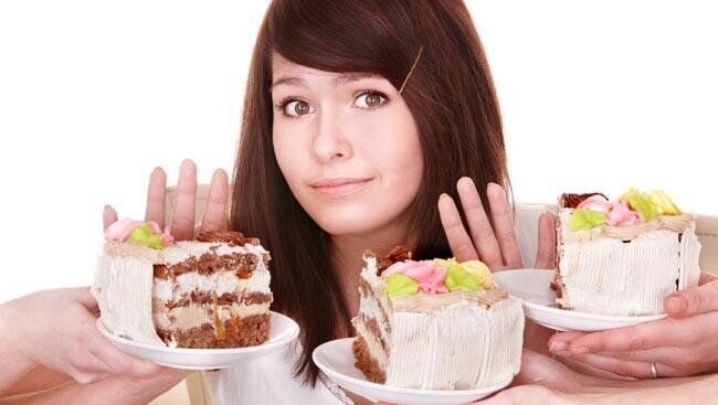 Как отказаться от сладкого и жирного: советы эксперта