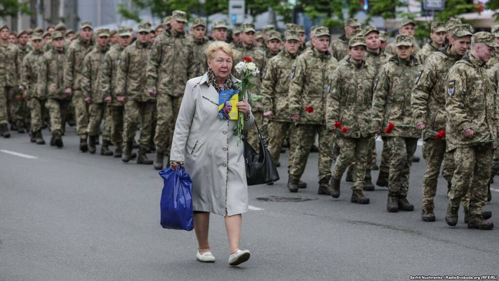 "Рвет душу": матери погибших на Донбассе Героев заставили плакать украинцев. Мощные кадры