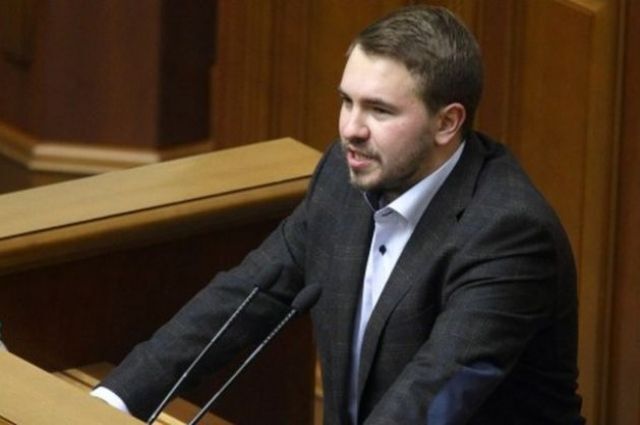 Андрій Лозовий