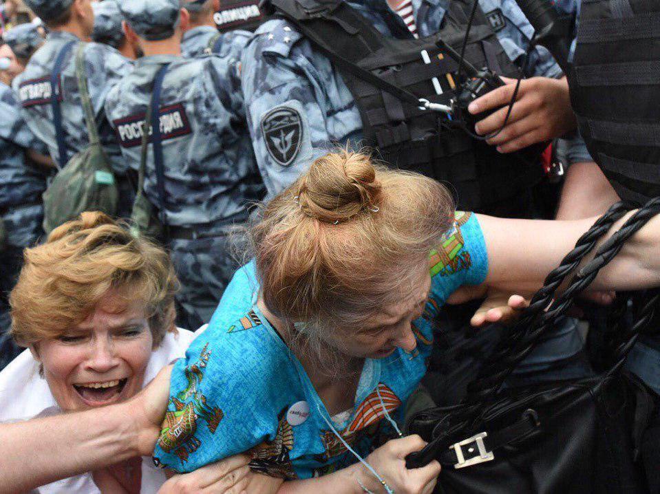 Протесты в Москве