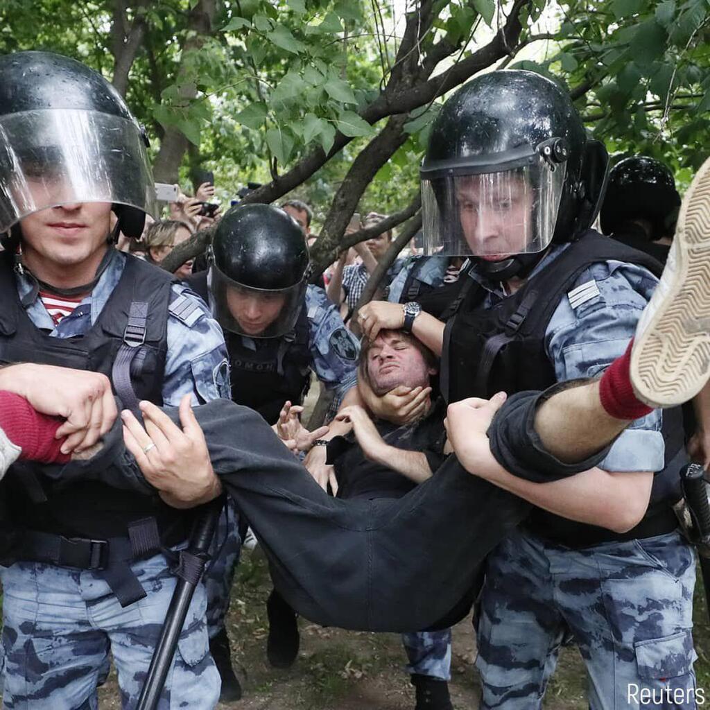 Протесты в Москве