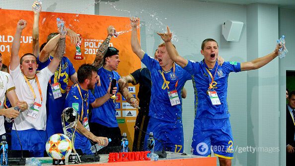Молодіжна збірна України з футболу