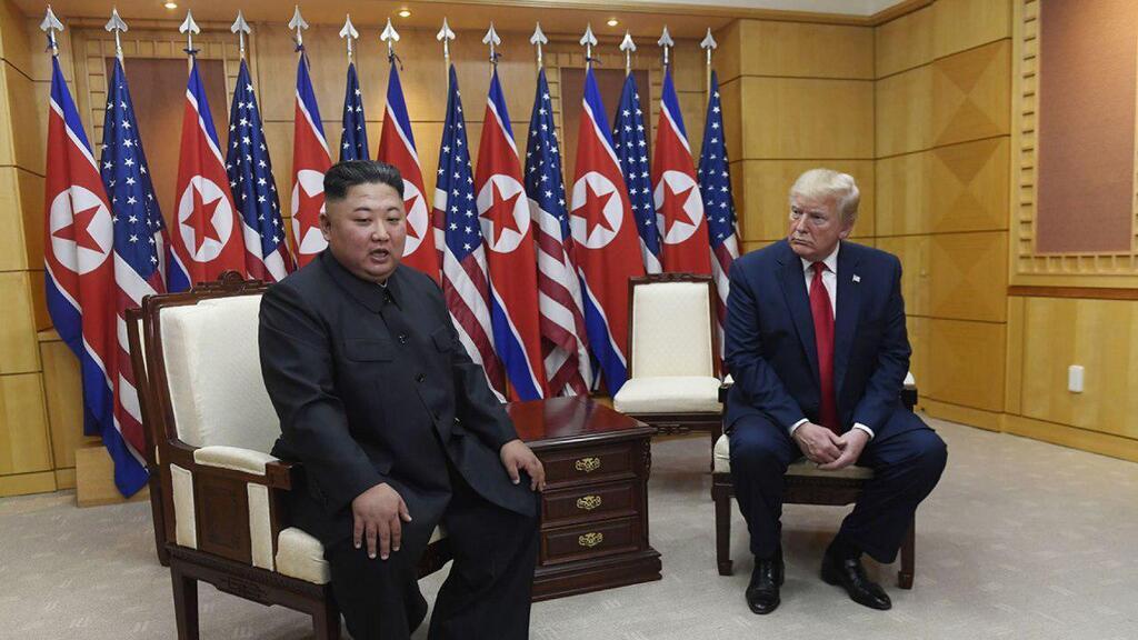 Впервые в истории: Трамп встретился с Ким Чен Ыном в КНДР. Подробности