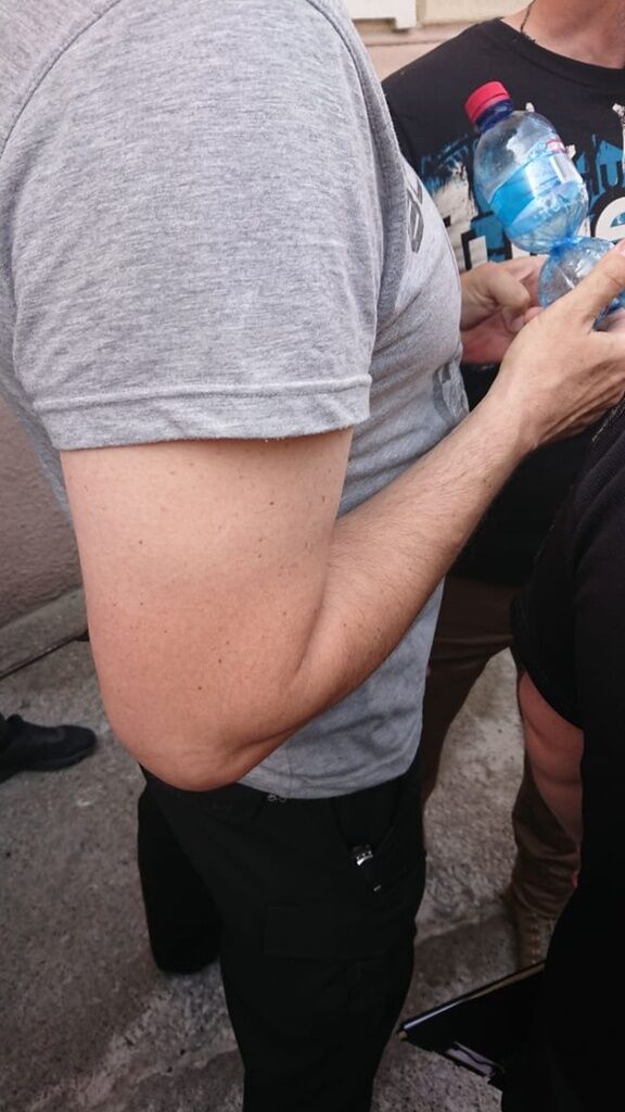 Коллектив встал на защиту от рейдеров