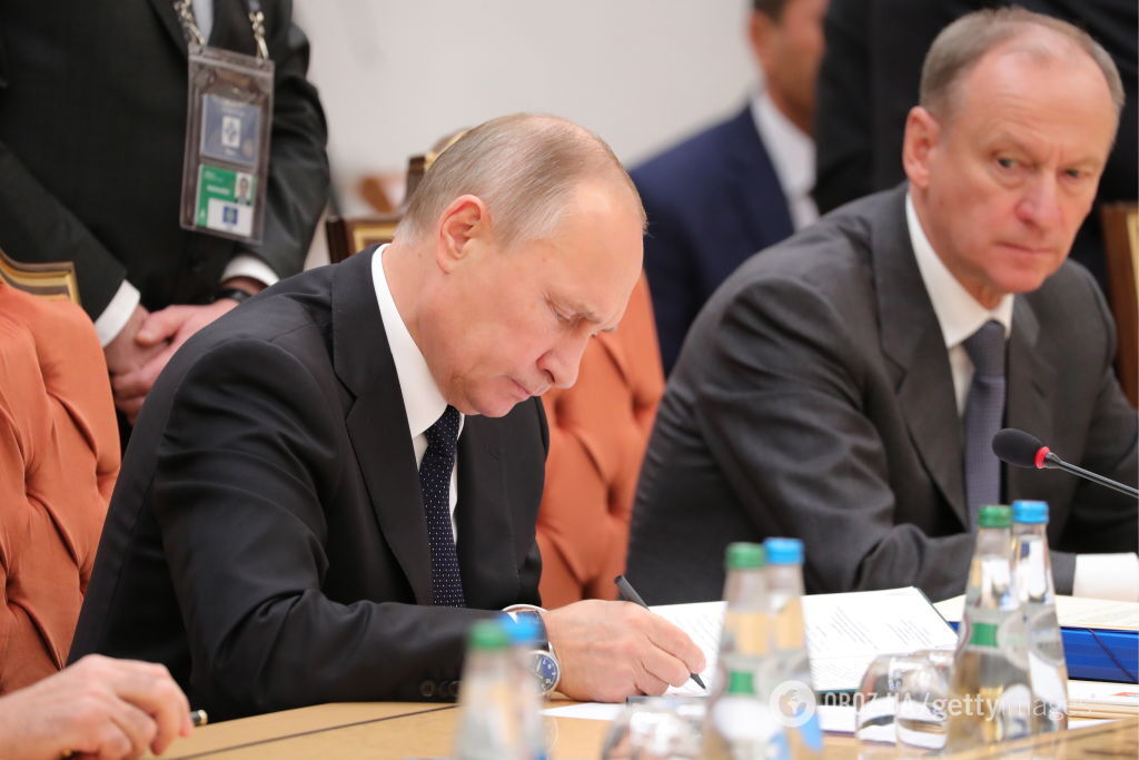 Президент России Владимир Путин и секретарь СНБО Николай Патрушев