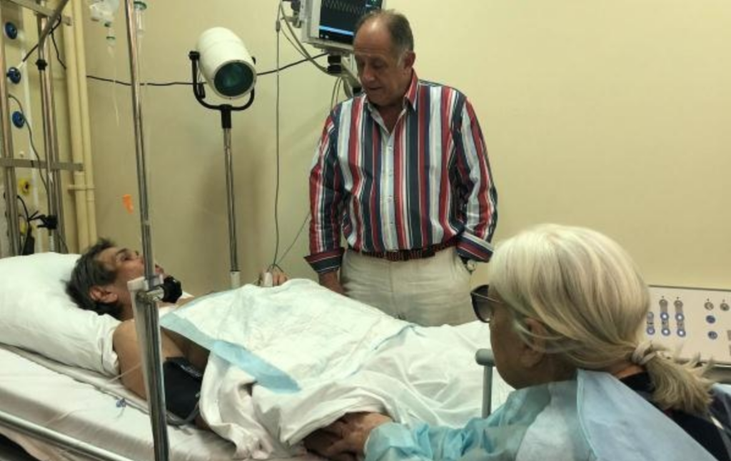 Бари Алибасов в больнице