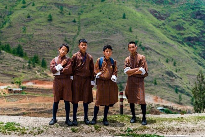 Шкільна форма в Бутані