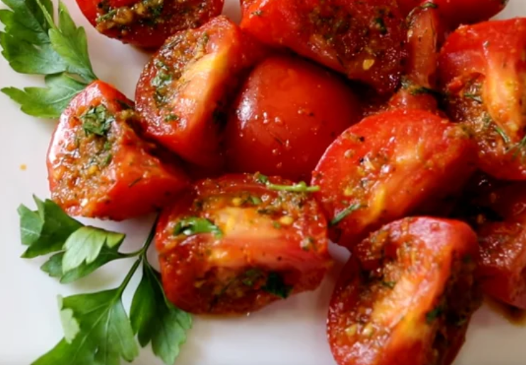 Дуже смачний рецепт помідорів по-корейськи