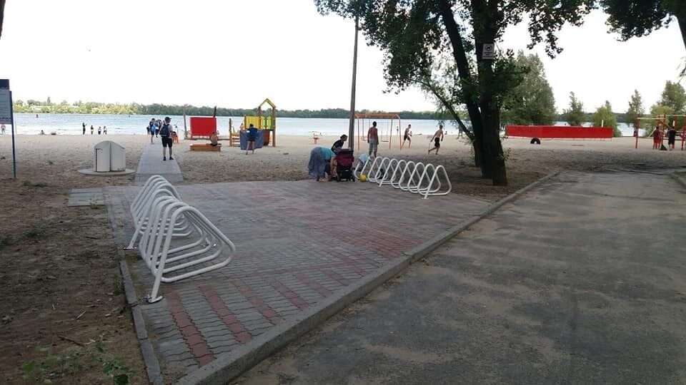 Велостоянки на пляже