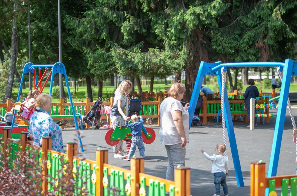 В Киеве на Нивках открыли обновленный парк "Веселка" – КГГА